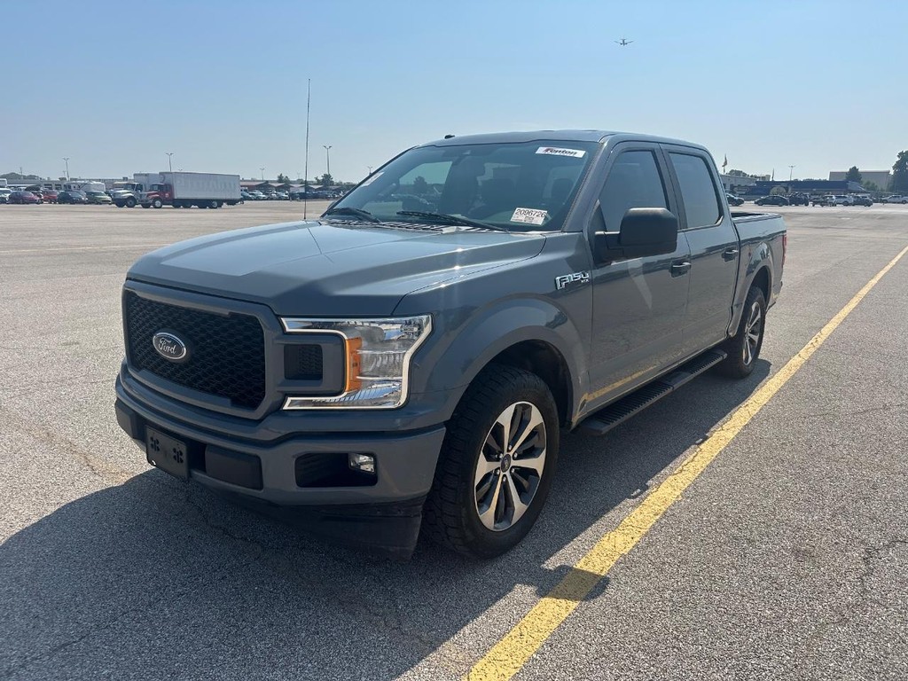 Ford F-150 Vehicle Full-screen Gallery Image 7