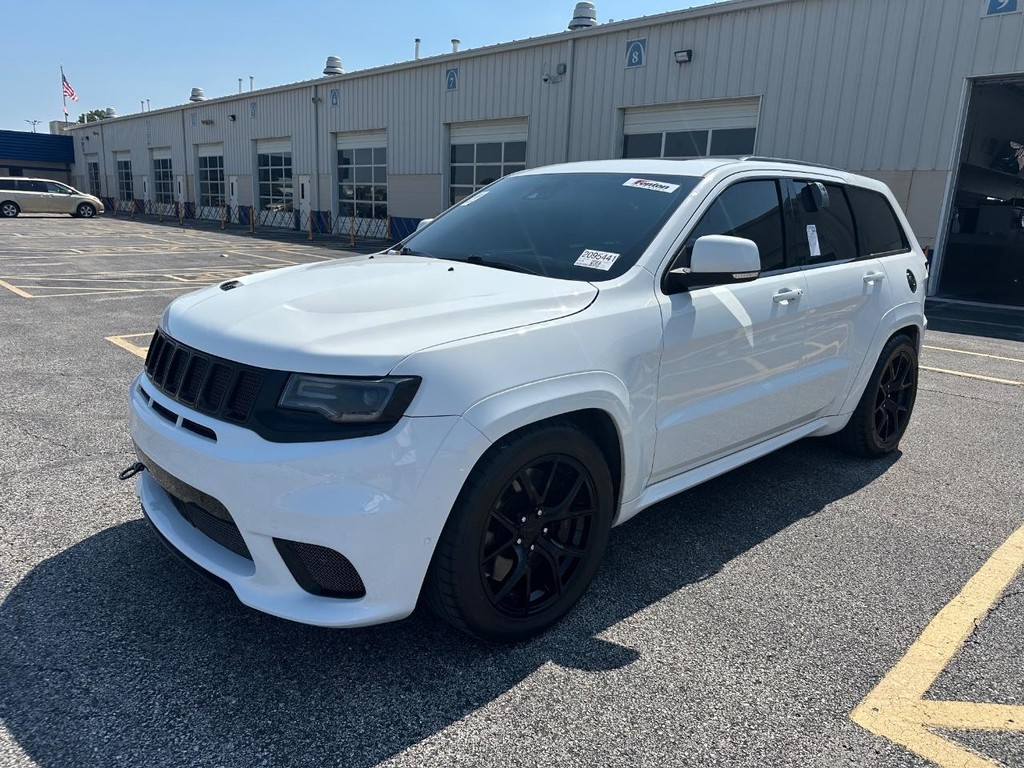 Jeep Grand Cherokee Vehicle Full-screen Gallery Image 11