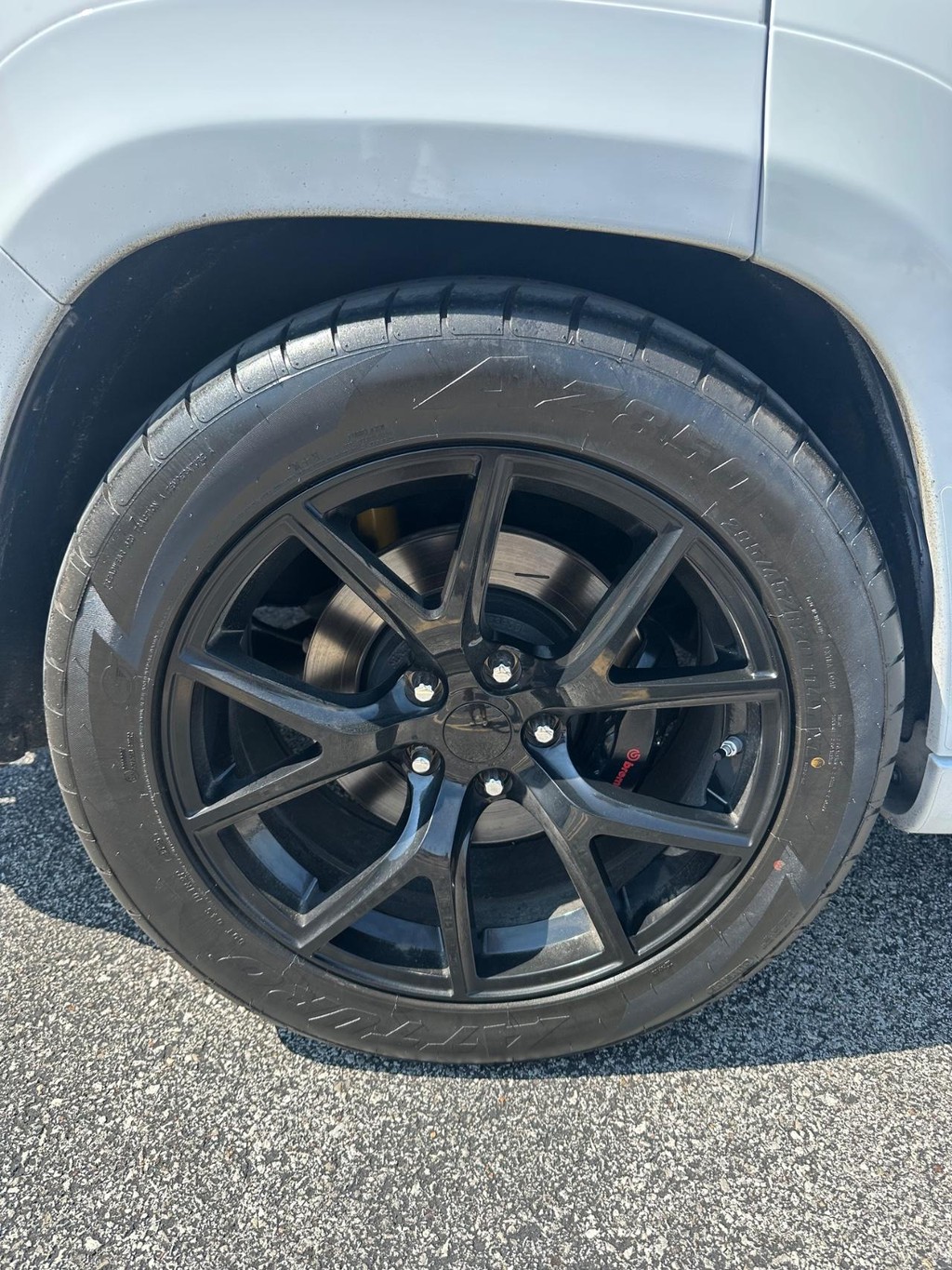 Jeep Grand Cherokee Vehicle Full-screen Gallery Image 17