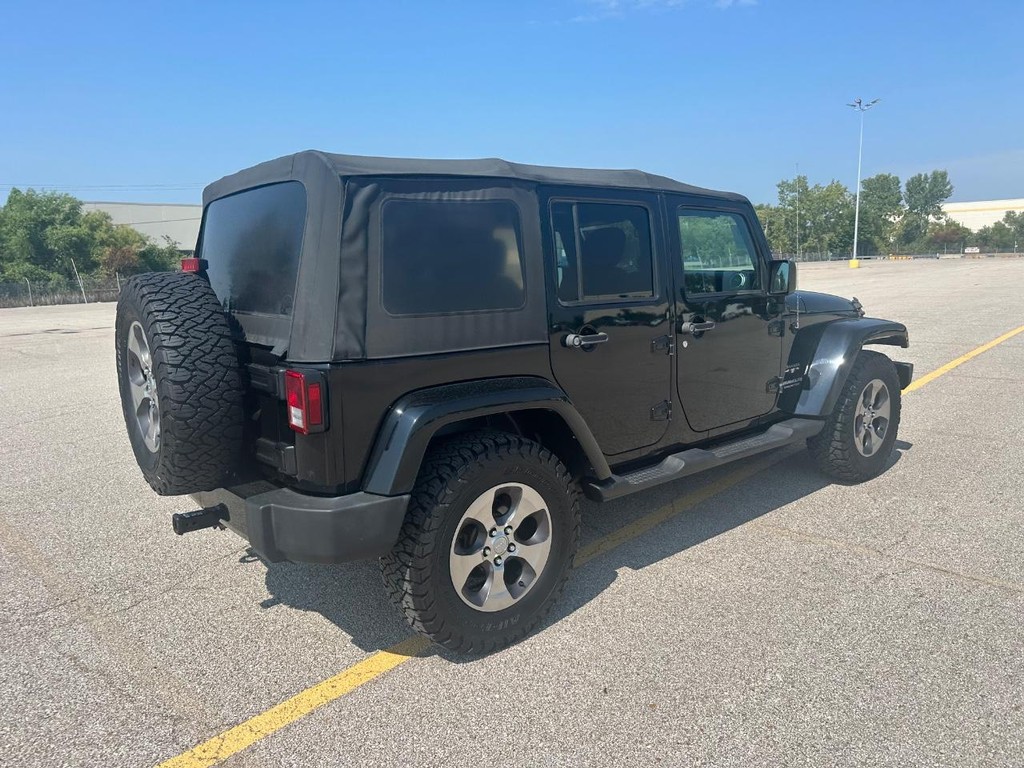 Jeep Wrangler Unlimited Vehicle Full-screen Gallery Image 5