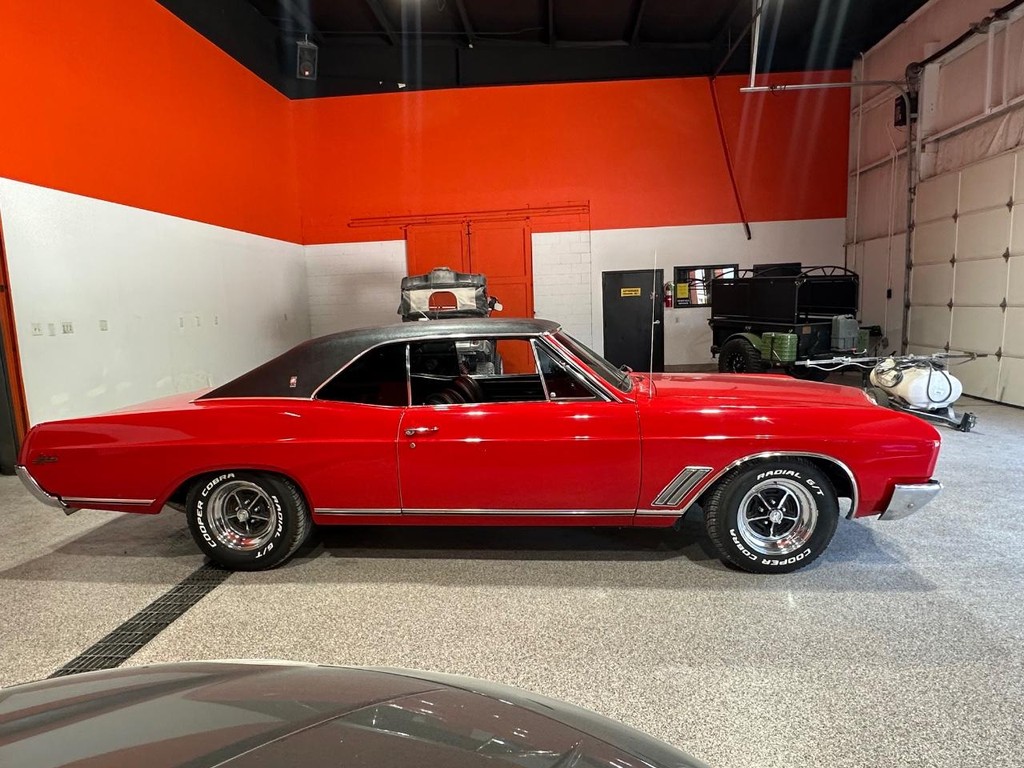Buick Skylark Vehicle Full-screen Gallery Image 02
