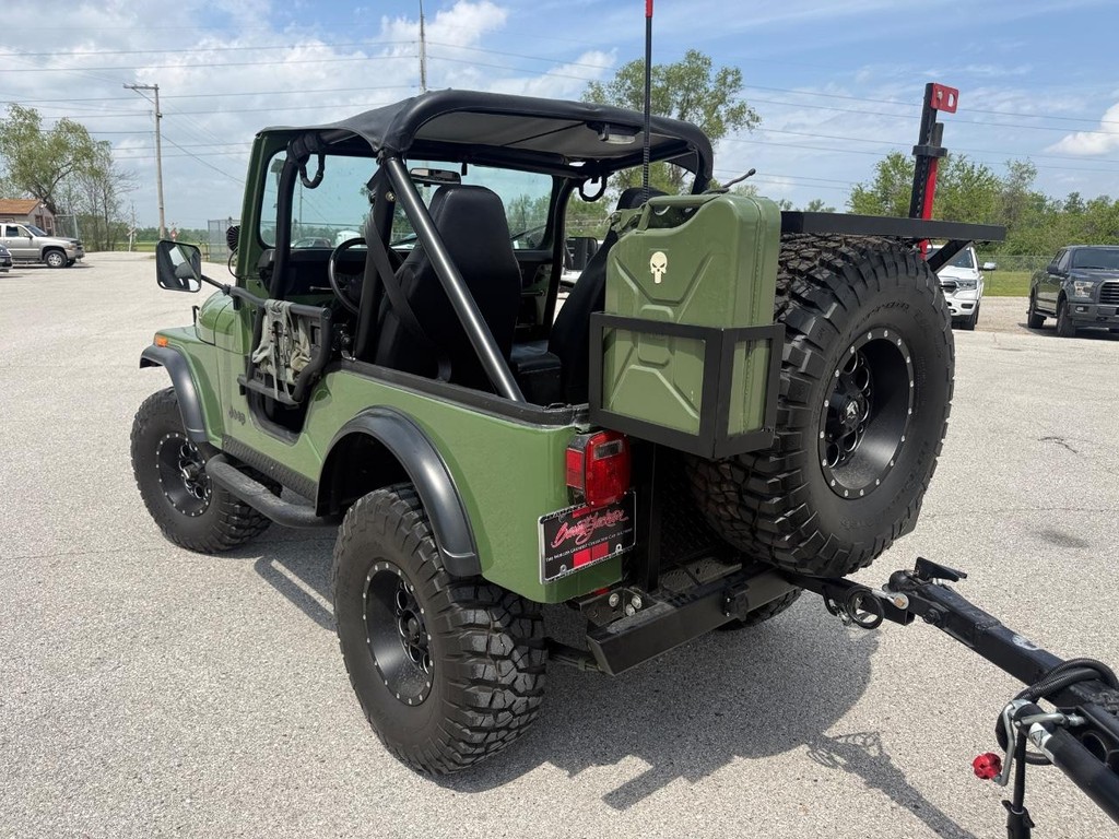 Jeep CJ-5 Vehicle Full-screen Gallery Image 6