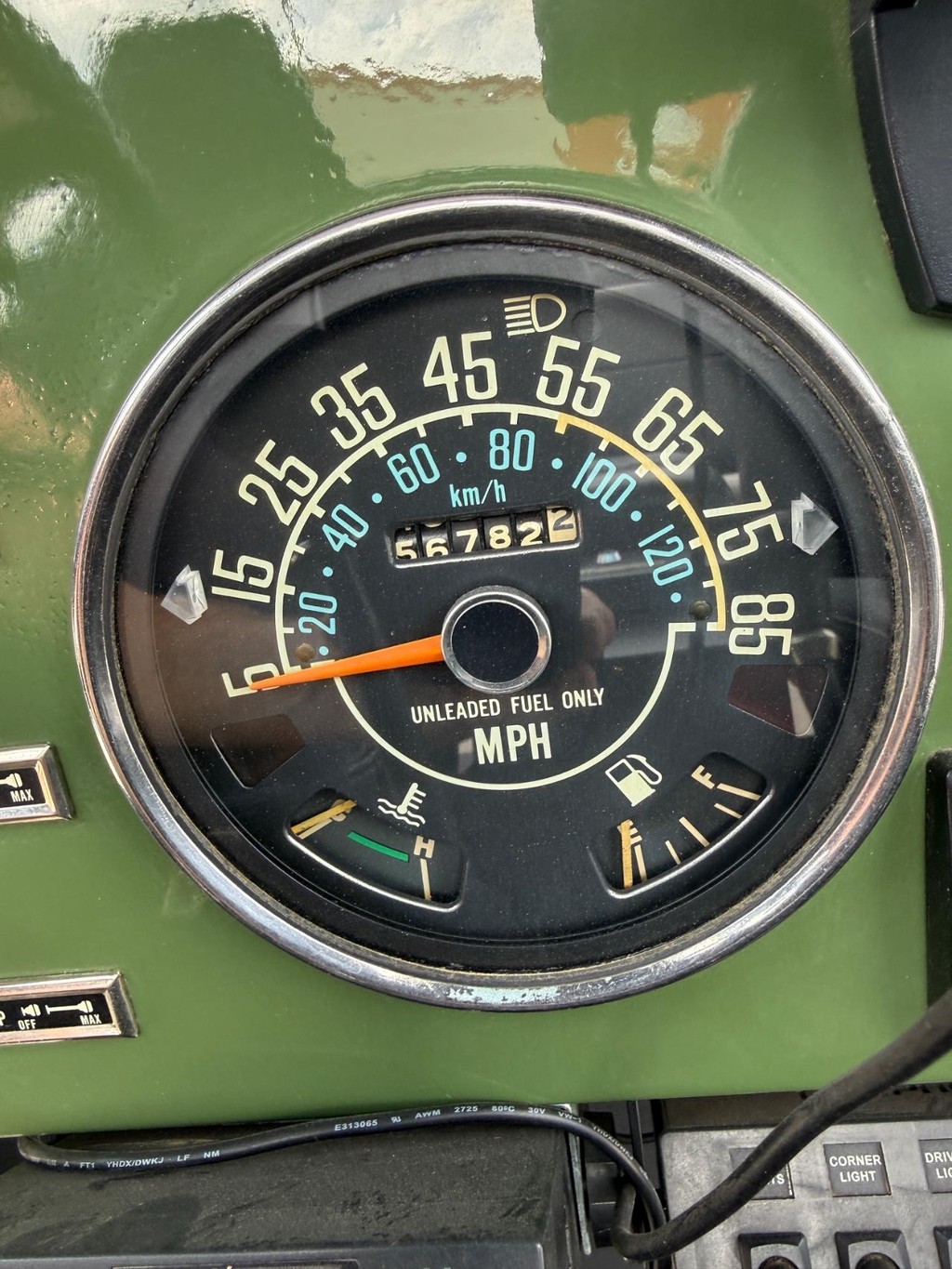 Jeep CJ-5 Vehicle Full-screen Gallery Image 12