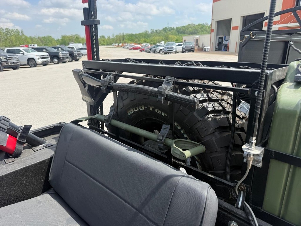 Jeep CJ-5 Vehicle Full-screen Gallery Image 16
