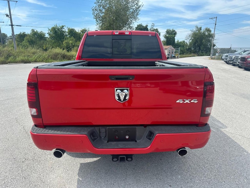 Ram 1500 Vehicle Full-screen Gallery Image 2
