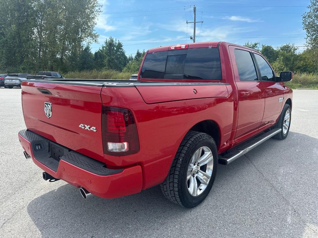 Ram 1500 Vehicle Full-screen Gallery Image 3