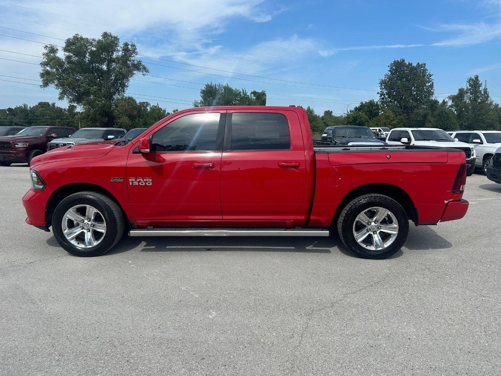 Ram 1500 Vehicle Full-screen Gallery Image 5