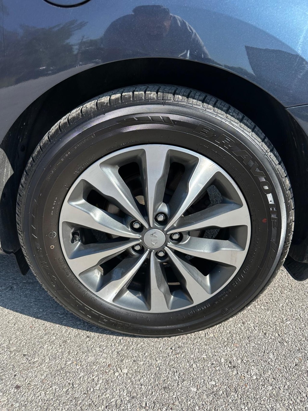Kia Sedona Vehicle Full-screen Gallery Image 14