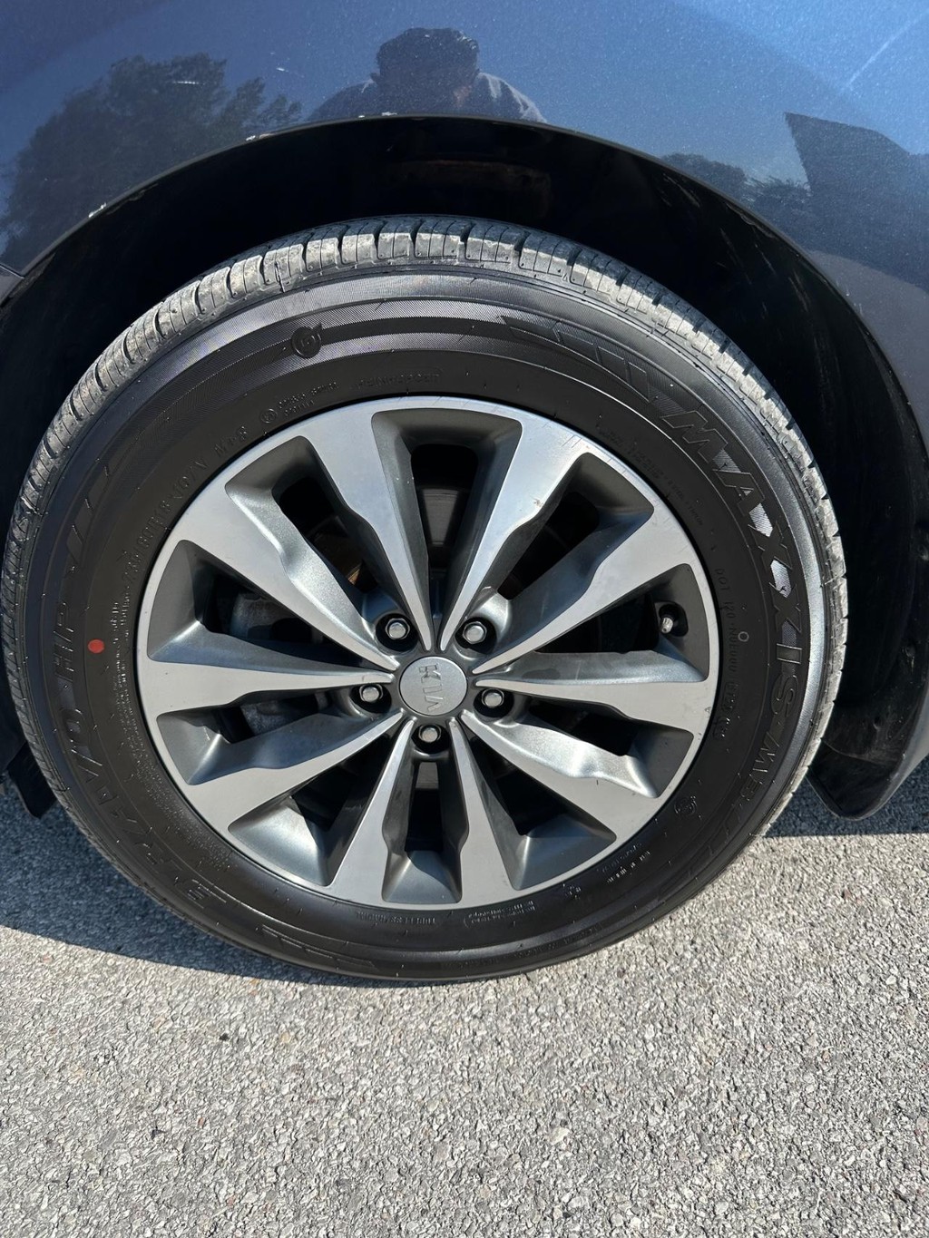 Kia Sedona Vehicle Full-screen Gallery Image 15