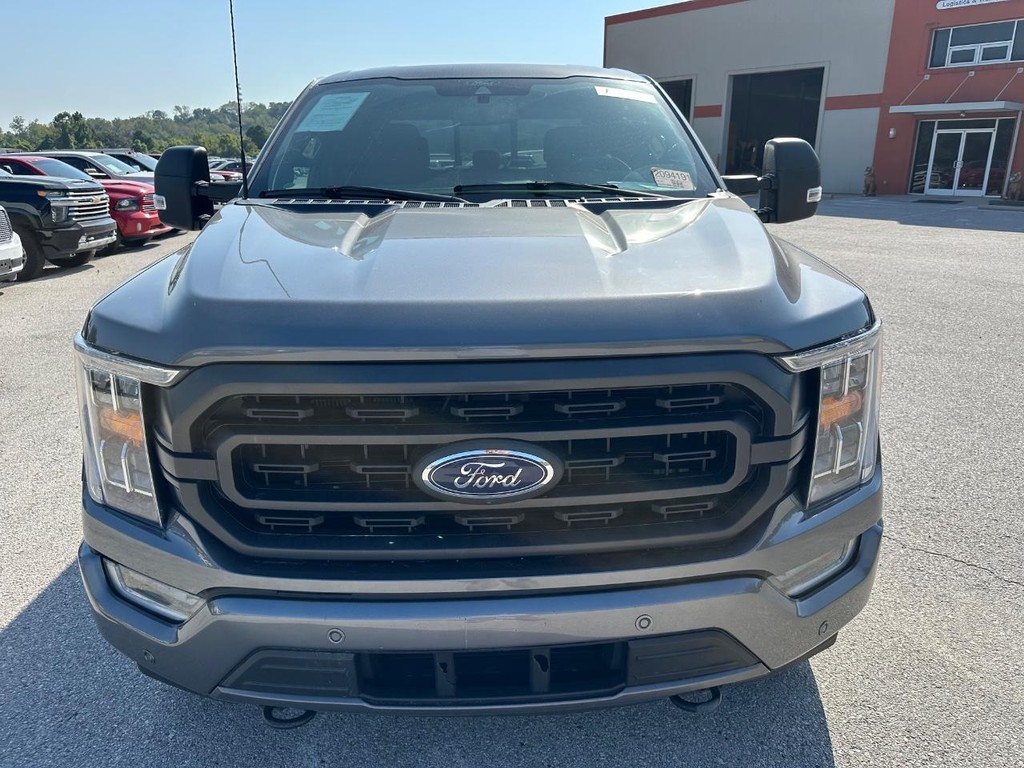 Ford F-150 Vehicle Full-screen Gallery Image 6