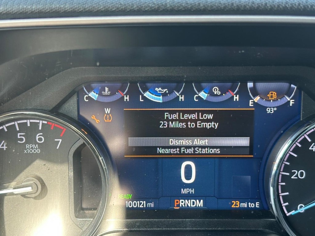 Ford F-150 Vehicle Full-screen Gallery Image 19