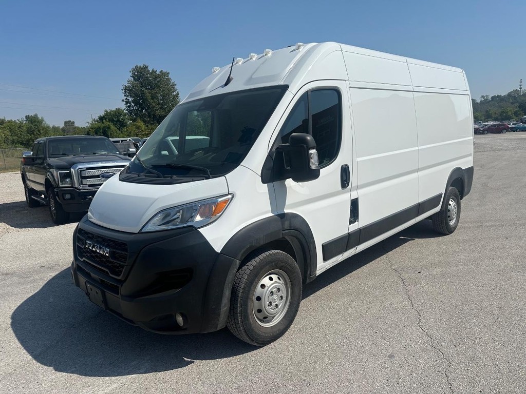 Ram ProMaster Cargo Van Vehicle Full-screen Gallery Image 8