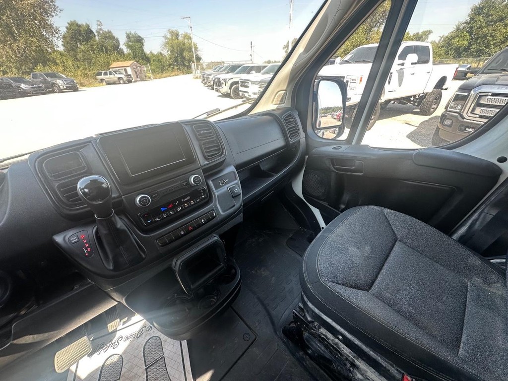 Ram ProMaster Cargo Van Vehicle Full-screen Gallery Image 27