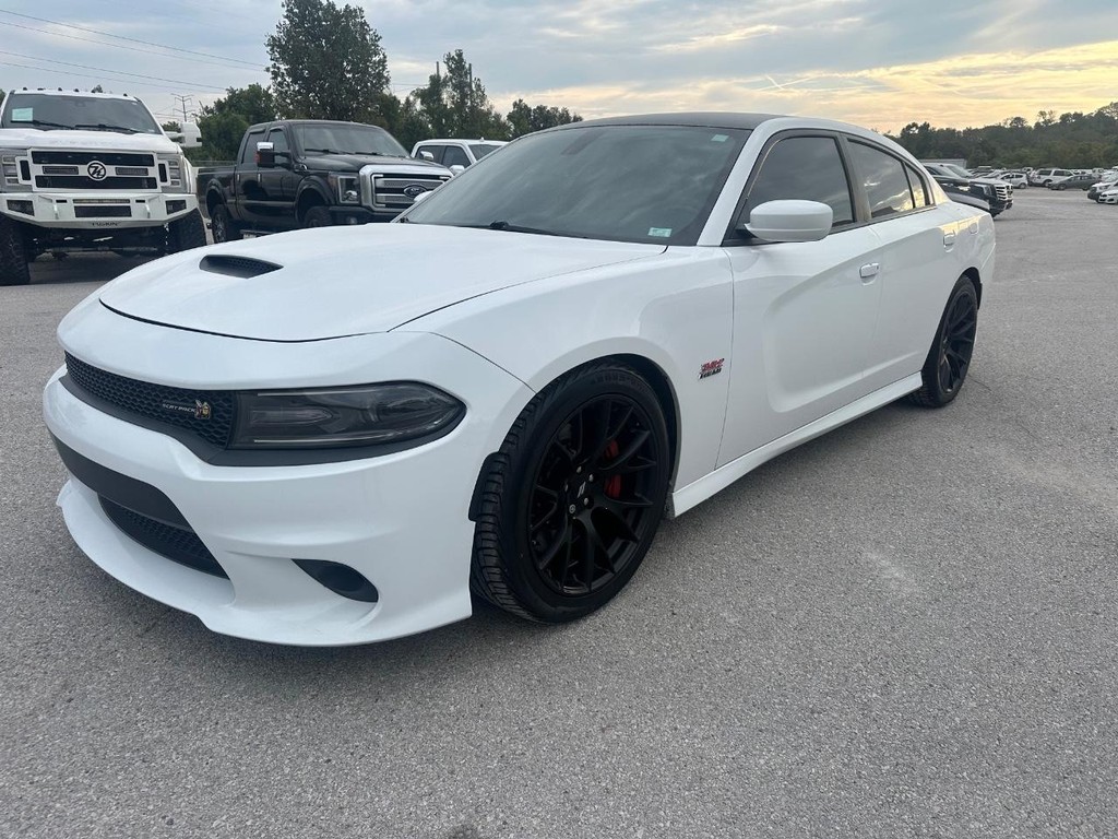Dodge Charger Vehicle Full-screen Gallery Image 8
