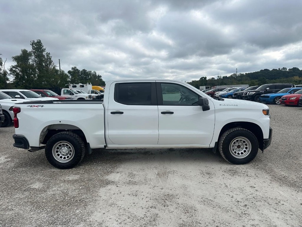 Chevrolet Silverado 1500 Vehicle Full-screen Gallery Image 4