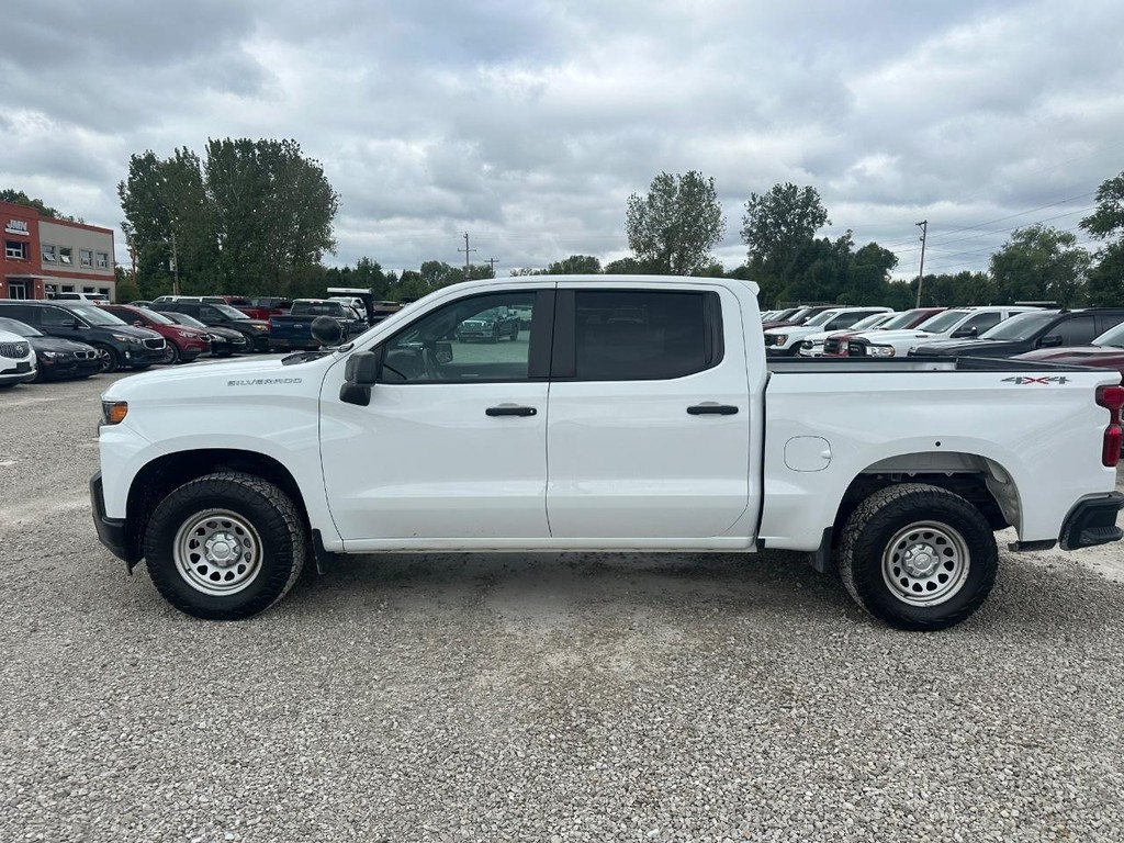 Chevrolet Silverado 1500 Vehicle Full-screen Gallery Image 6