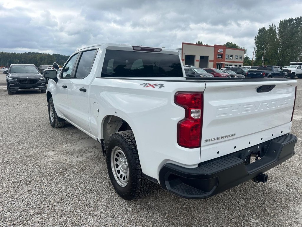 Chevrolet Silverado 1500 Vehicle Full-screen Gallery Image 7