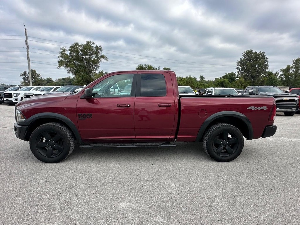 Ram 1500 Classic Vehicle Full-screen Gallery Image 4