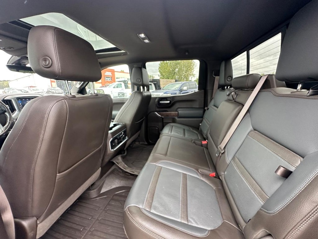 GMC Sierra 1500 Vehicle Full-screen Gallery Image 16