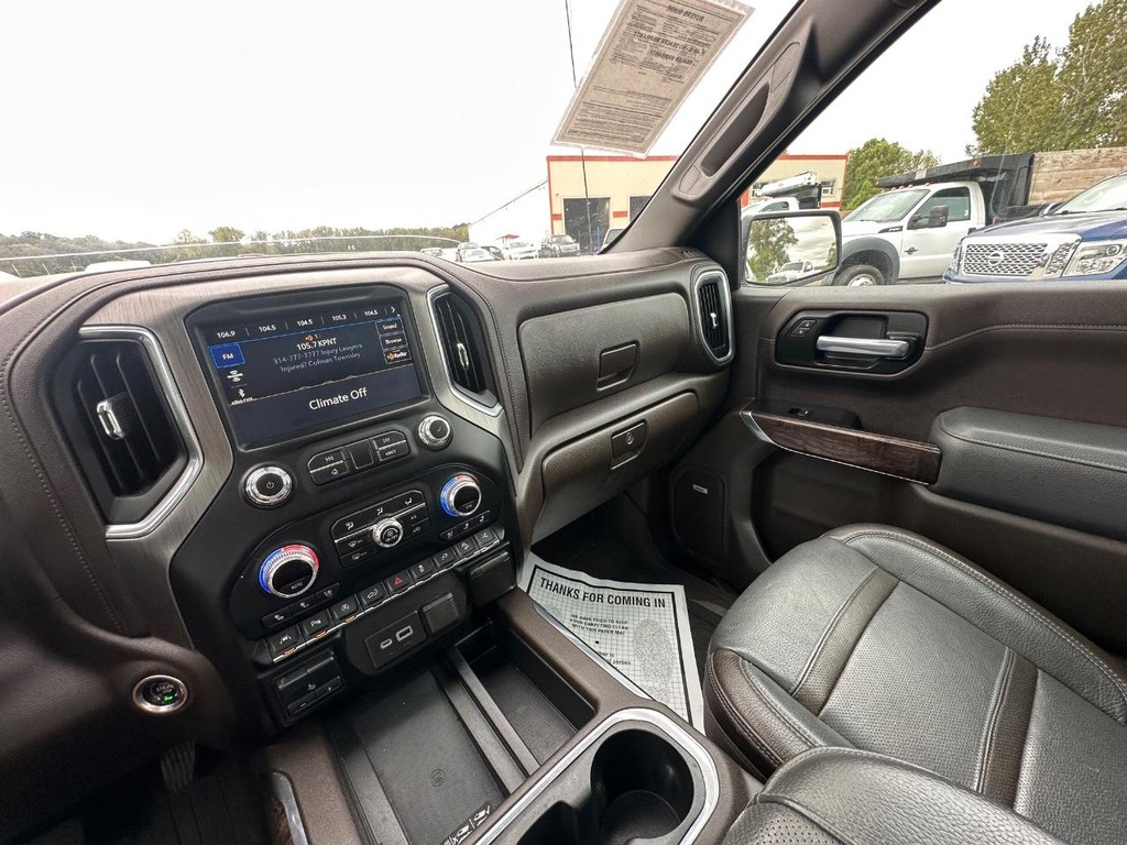 GMC Sierra 1500 Vehicle Full-screen Gallery Image 21