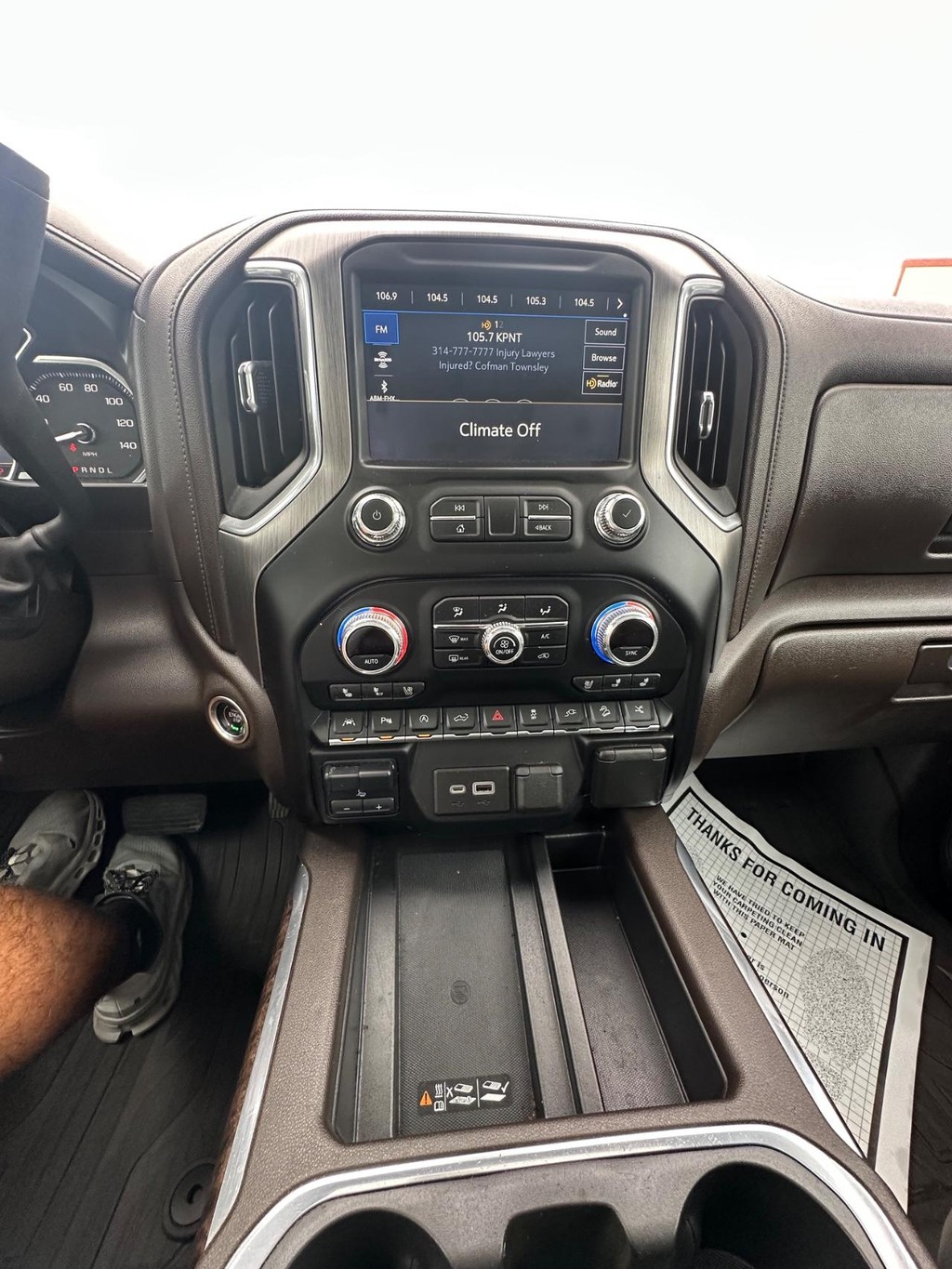 GMC Sierra 1500 Vehicle Full-screen Gallery Image 22