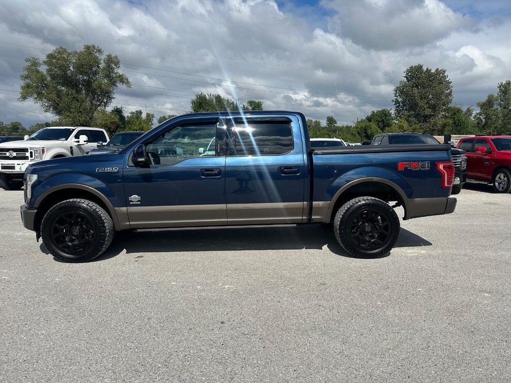 Ford F-150 Vehicle Full-screen Gallery Image 6