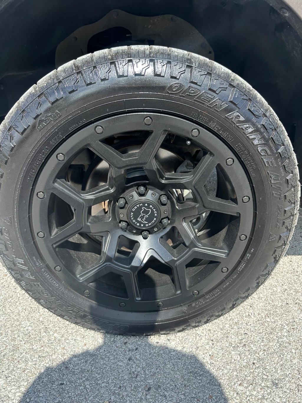 Ford F-150 Vehicle Full-screen Gallery Image 9