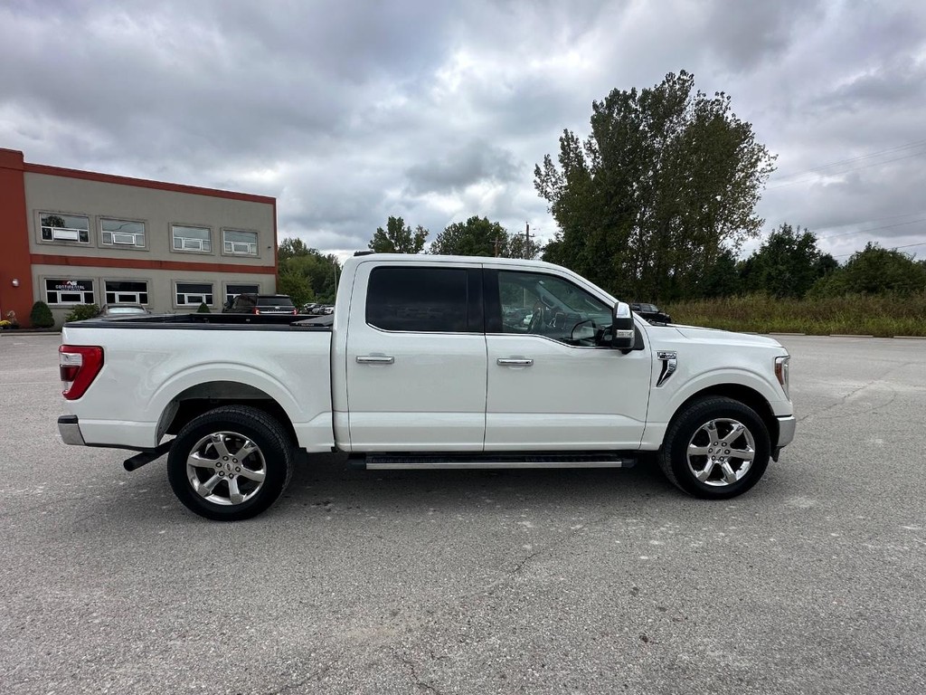 Ford F-150 Vehicle Full-screen Gallery Image 2