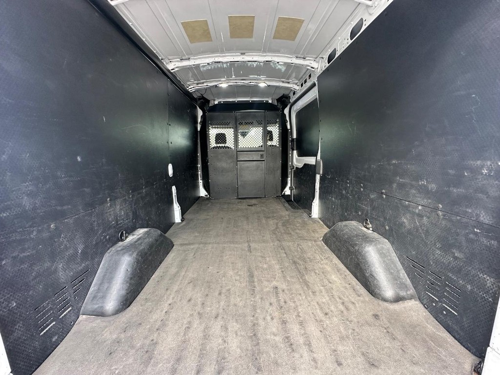Ford Transit Cargo Van Vehicle Full-screen Gallery Image 9