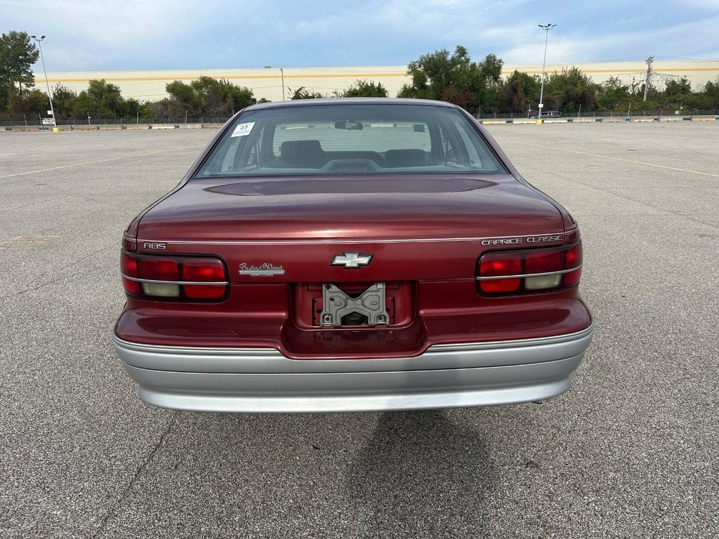 Chevrolet Caprice Vehicle Full-screen Gallery Image 06