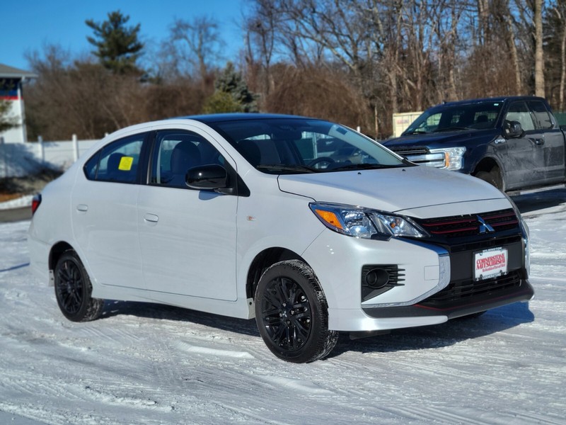 Mitsubishi Mirage G4 Vehicle Full-screen Gallery Image 07