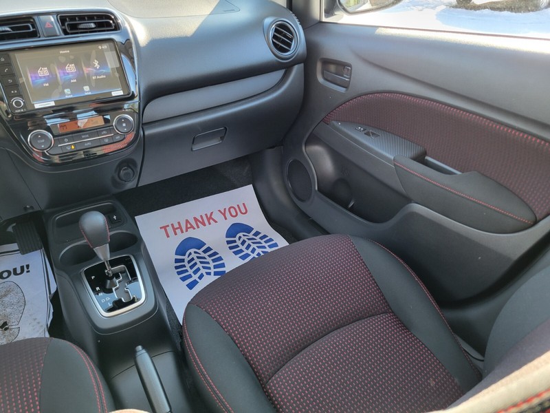 Mitsubishi Mirage G4 Vehicle Full-screen Gallery Image 15