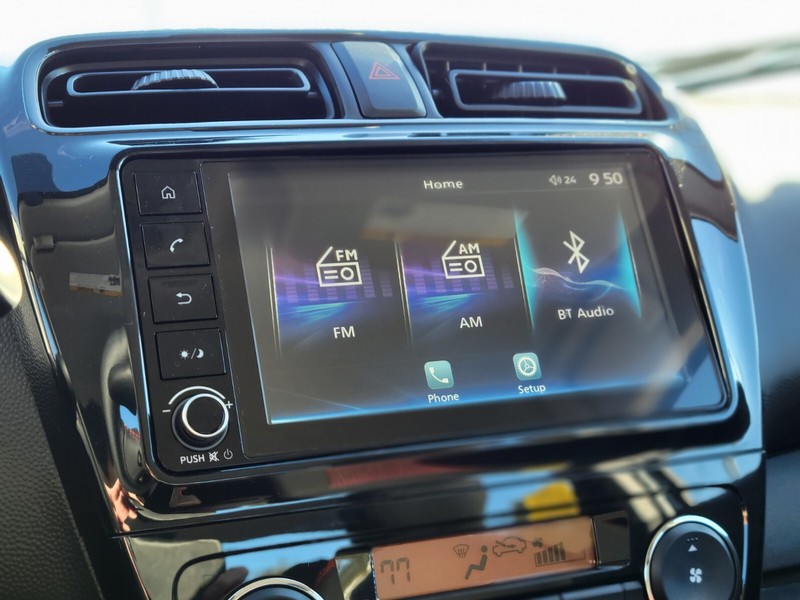 Mitsubishi Mirage G4 Vehicle Full-screen Gallery Image 19