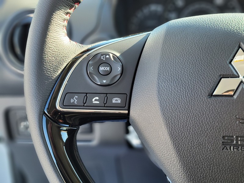 Mitsubishi Mirage G4 Vehicle Full-screen Gallery Image 25