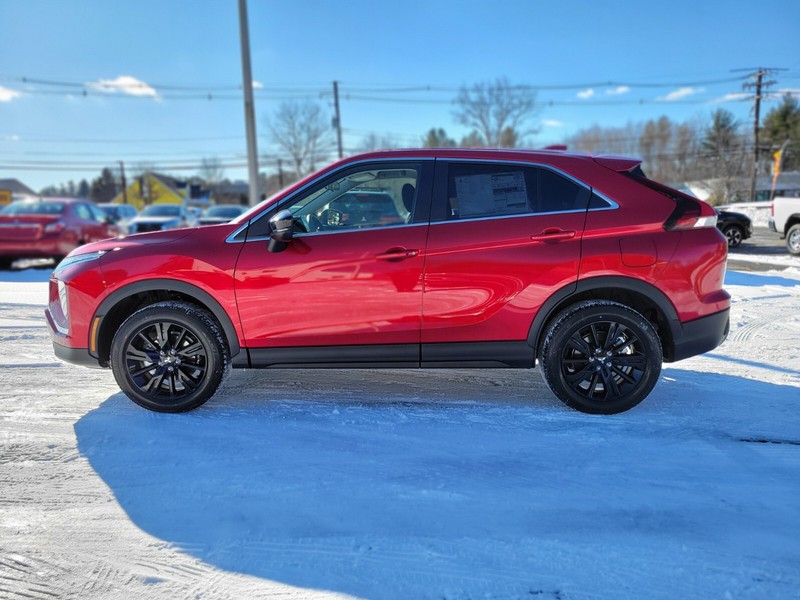 Mitsubishi Eclipse Cross Vehicle Full-screen Gallery Image 02