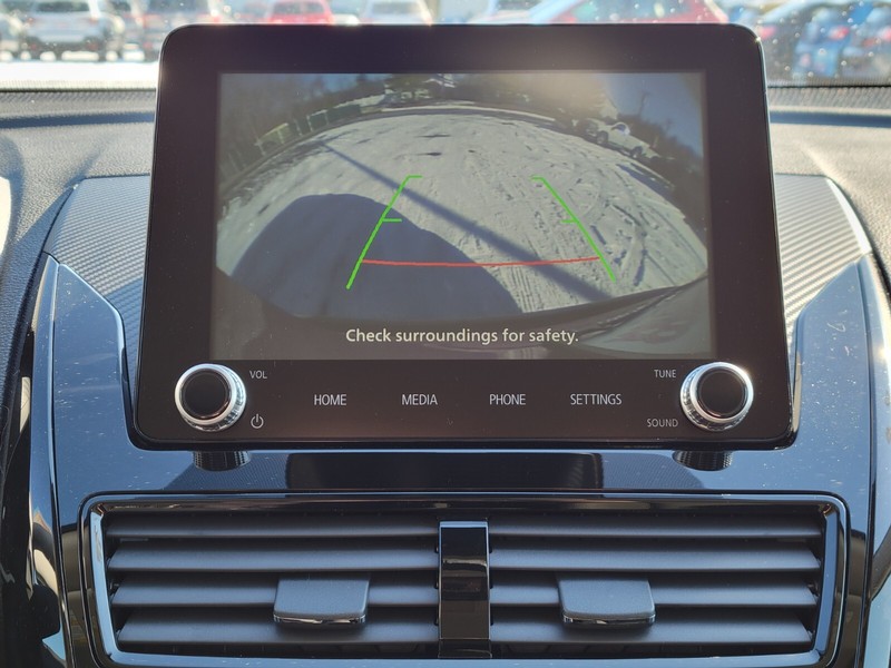 Mitsubishi Eclipse Cross Vehicle Full-screen Gallery Image 20