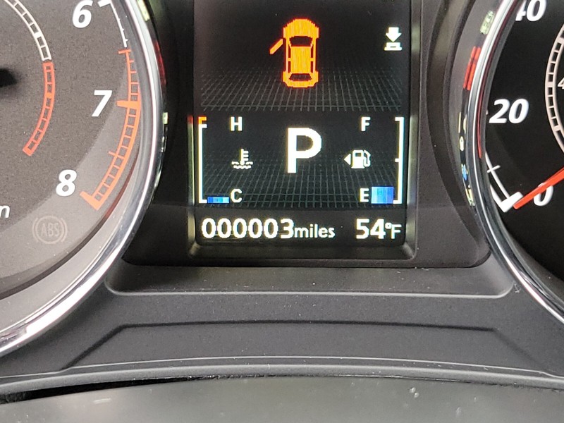 Mitsubishi Outlander Sport Vehicle Full-screen Gallery Image 29