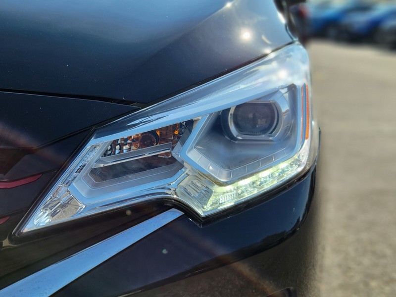 Mitsubishi Mirage Vehicle Full-screen Gallery Image 12