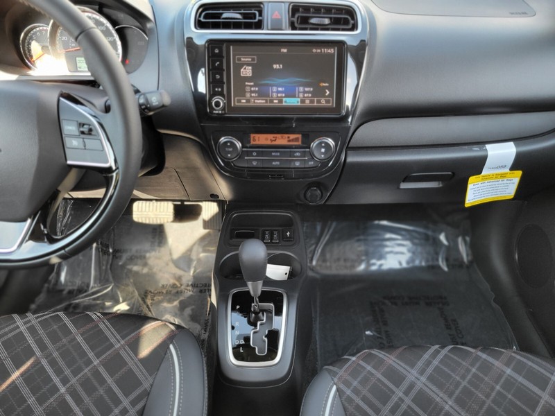 Mitsubishi Mirage Vehicle Full-screen Gallery Image 16