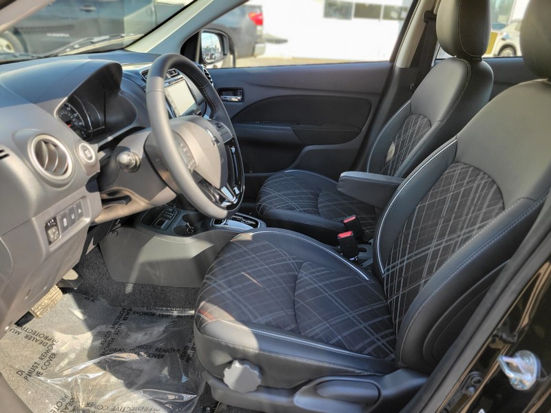 Mitsubishi Mirage Vehicle Full-screen Gallery Image 20