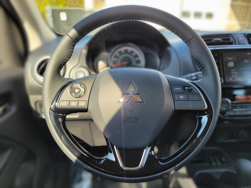 Mitsubishi Mirage Vehicle Full-screen Gallery Image 27