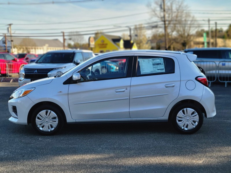 Mitsubishi Mirage Vehicle Full-screen Gallery Image 02