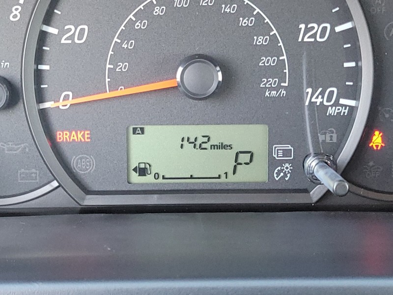 Mitsubishi Mirage Vehicle Full-screen Gallery Image 28