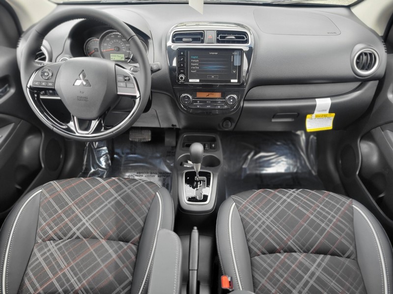 Mitsubishi Mirage Vehicle Full-screen Gallery Image 12