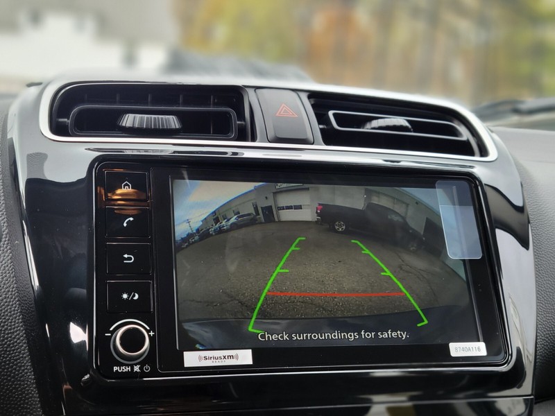 Mitsubishi Mirage Vehicle Full-screen Gallery Image 20