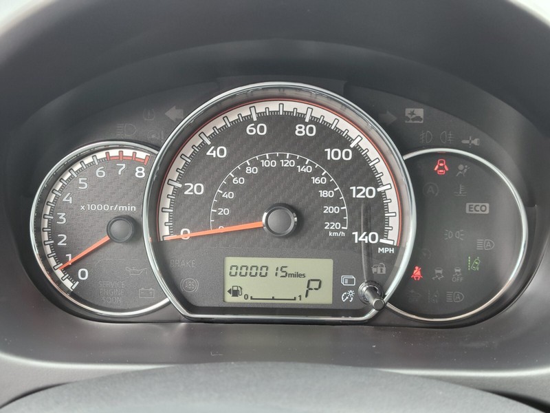 Mitsubishi Mirage Vehicle Full-screen Gallery Image 28