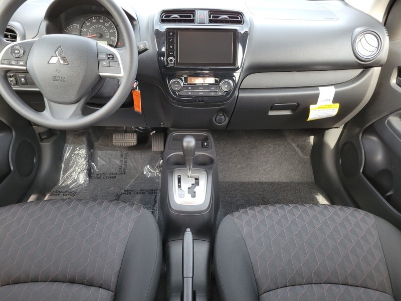 Mitsubishi Mirage Vehicle Full-screen Gallery Image 14