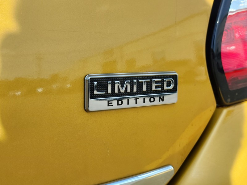 Mitsubishi Mirage Vehicle Full-screen Gallery Image 11