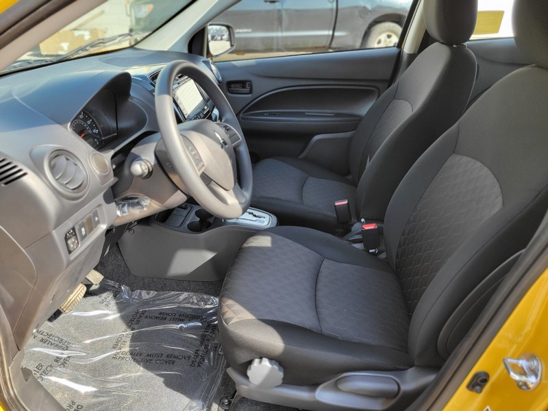 Mitsubishi Mirage Vehicle Full-screen Gallery Image 20