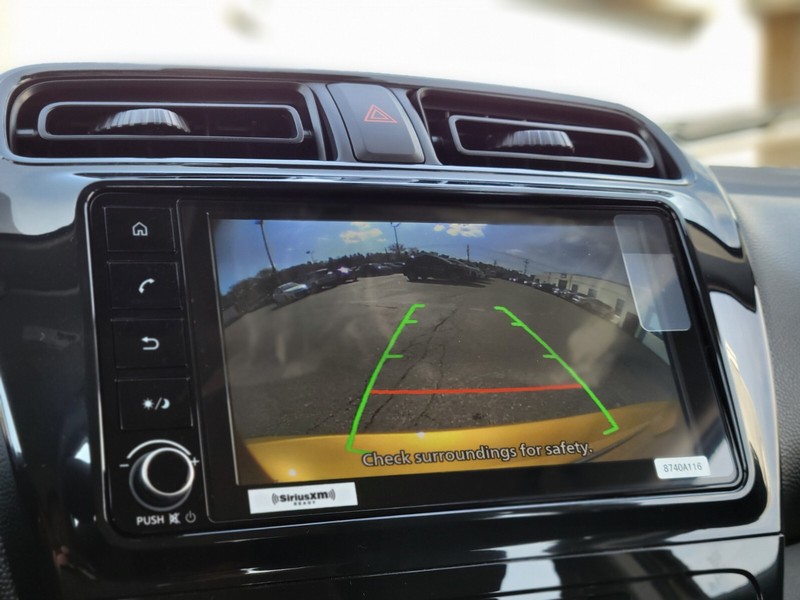 Mitsubishi Mirage Vehicle Full-screen Gallery Image 22